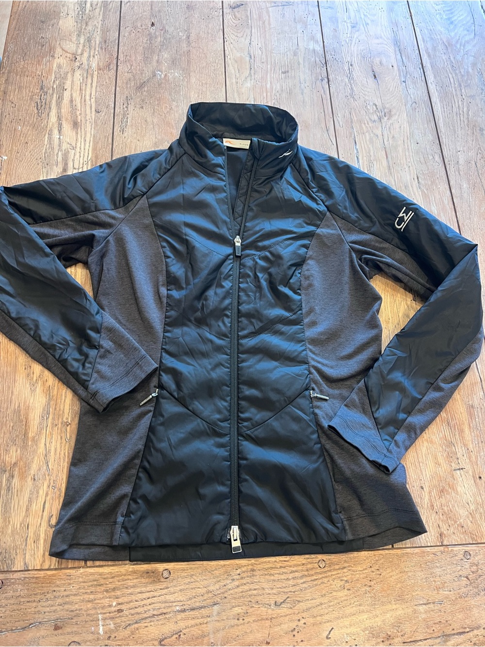 KJUS Radiation Women's Full Zip Track Jacket Black/Gray Ski Knit Size S outside